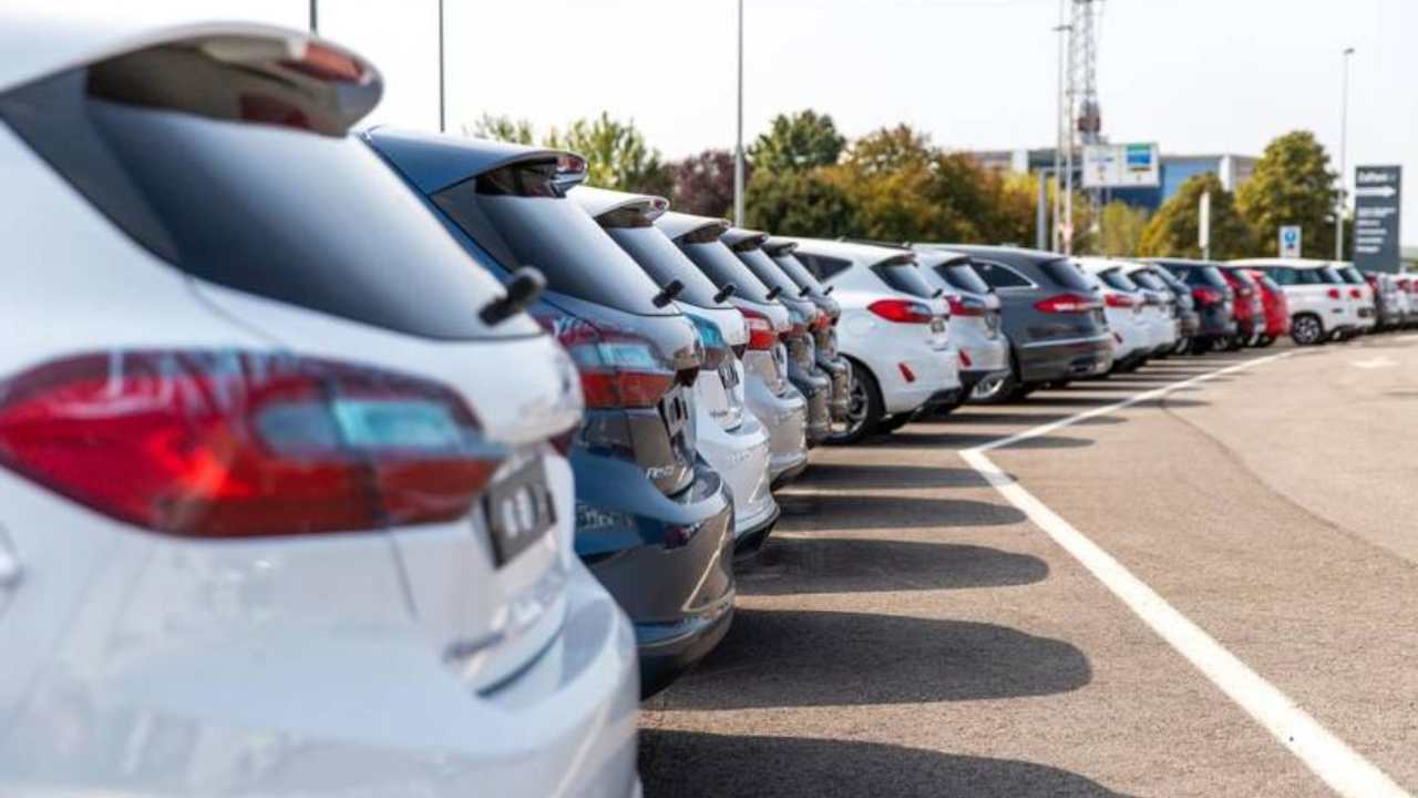 Arrivano i dati sulle immatricolazioni di auto nel mese di settembre in Italia: miglioramento rispetto allo scorso anno