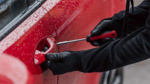 Furti d’auto ma non solo: sempre più colpiti i pezzi delle vetture | Il caso denunciato a Termoli