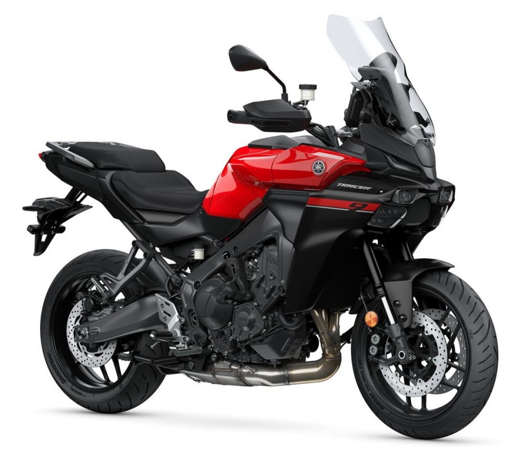 Yamaha sfida Ducati e BMW | Nuova Tracer 10 GT con radar di serie: la tecnologia premium diventa accessibile