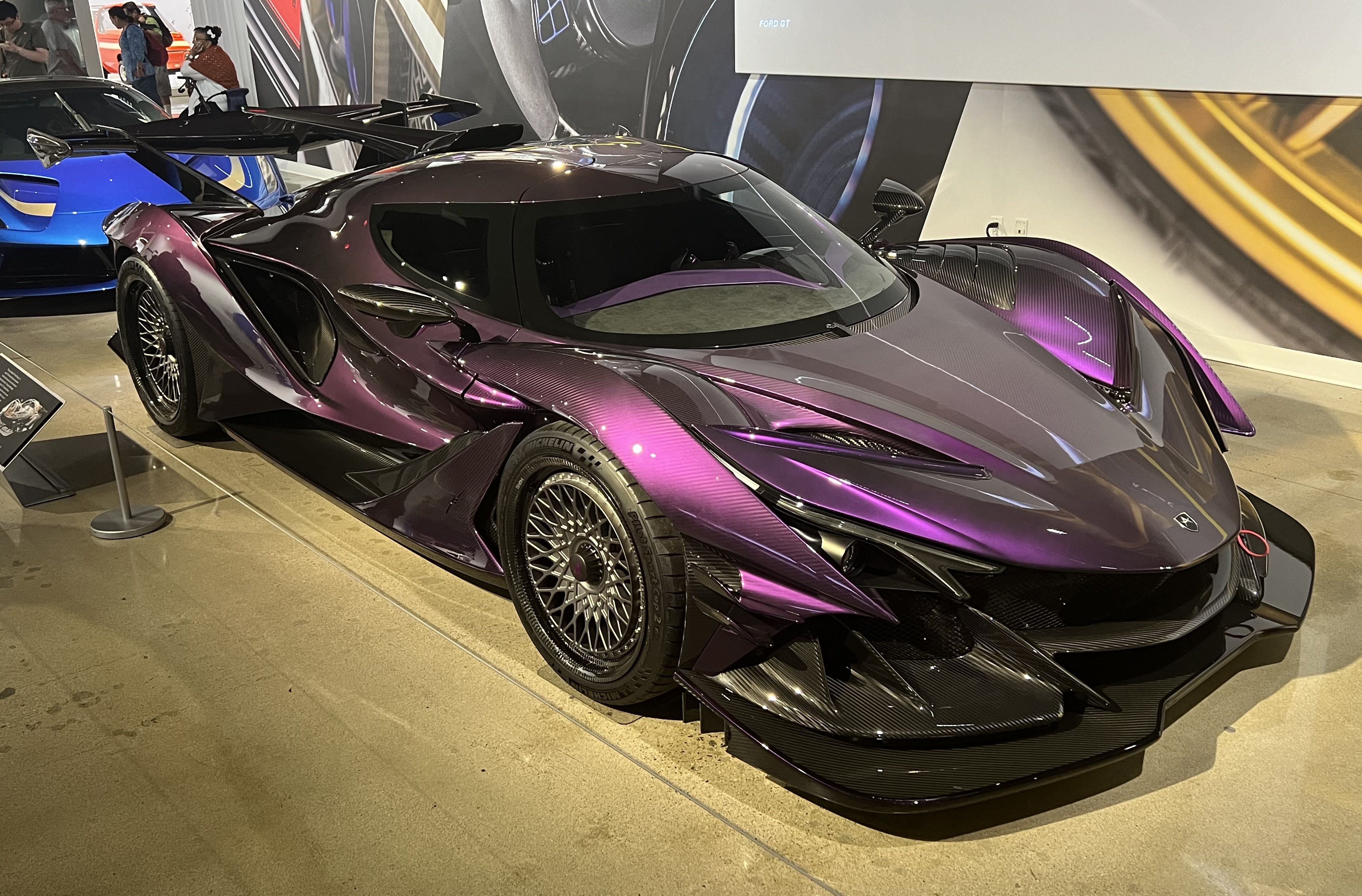 Apollo IE Purple Dragon esposta al Petersen Automotive Museum