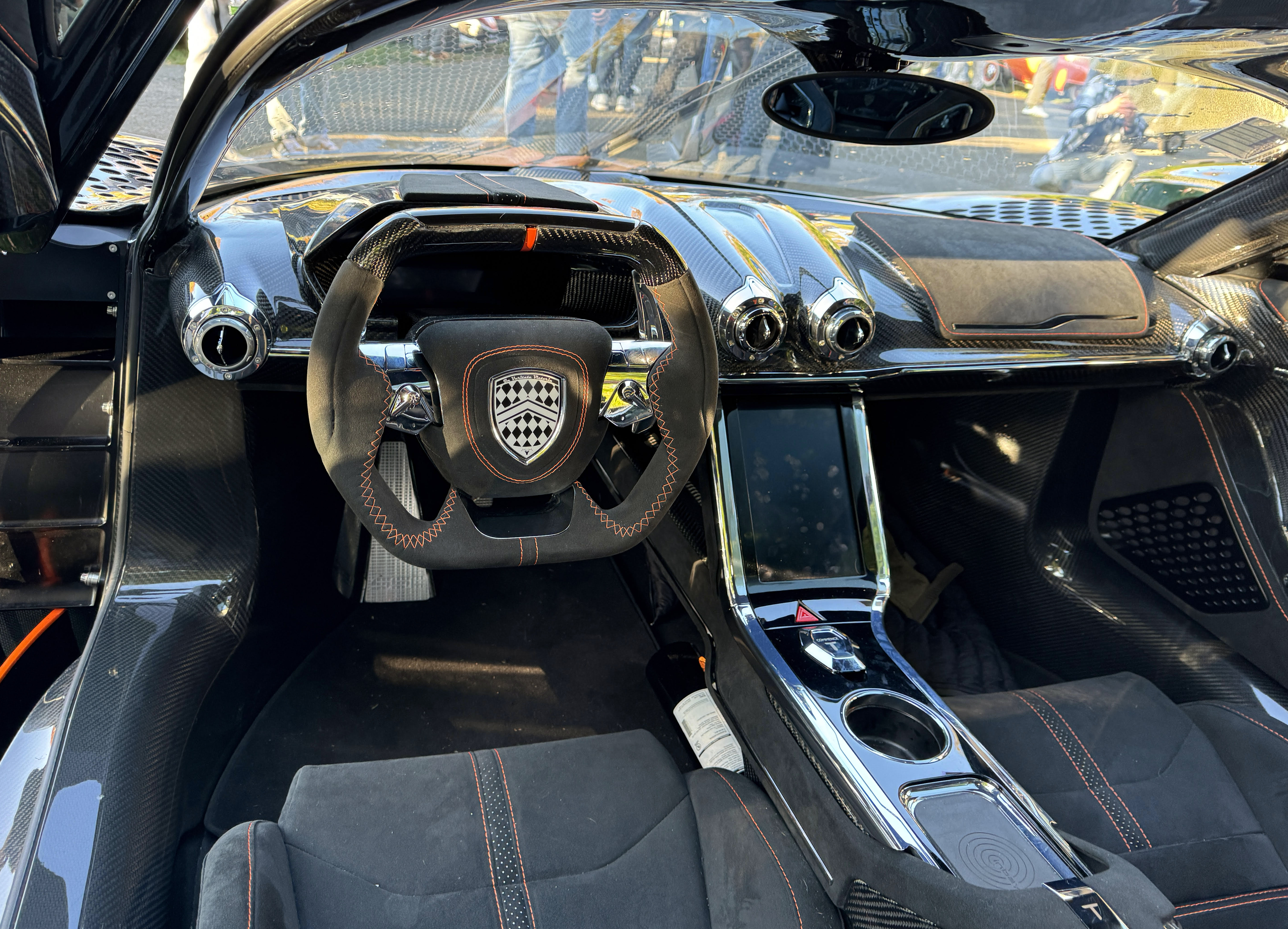 Abitacolo della SSC Tuatara Striker