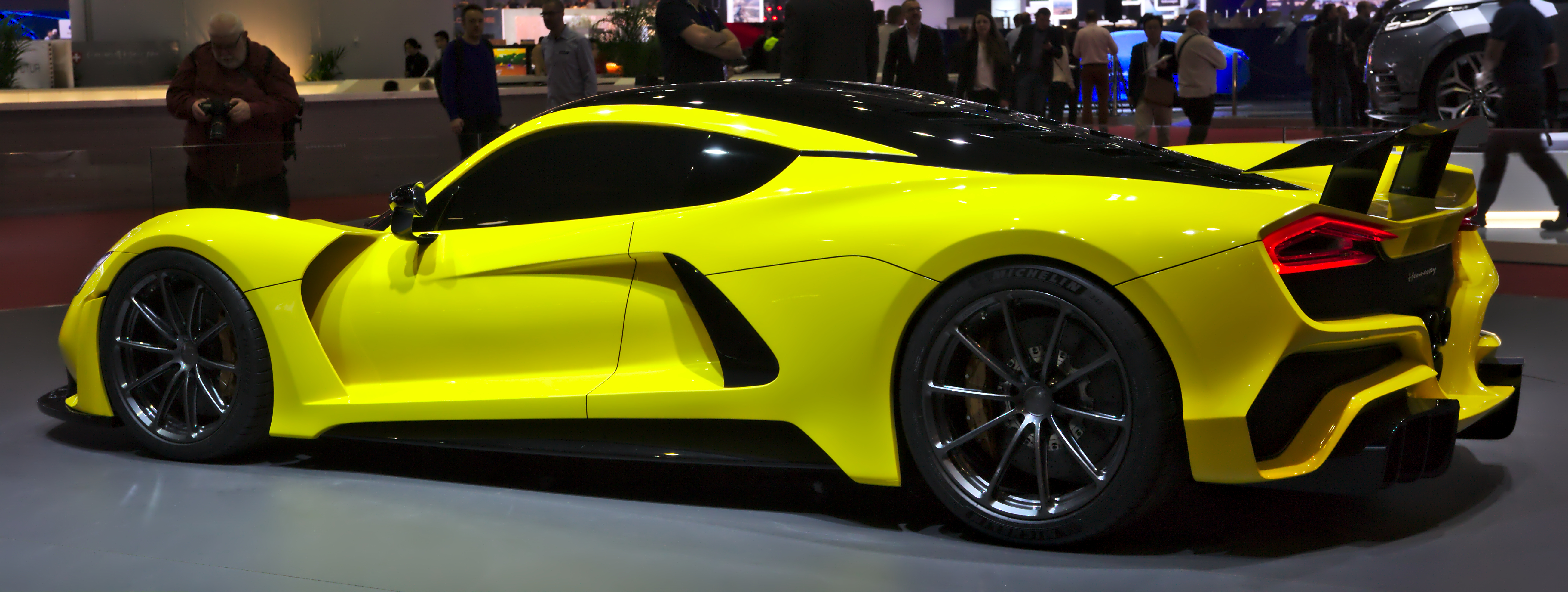 Vista posteriore della Hennessey Venom F5