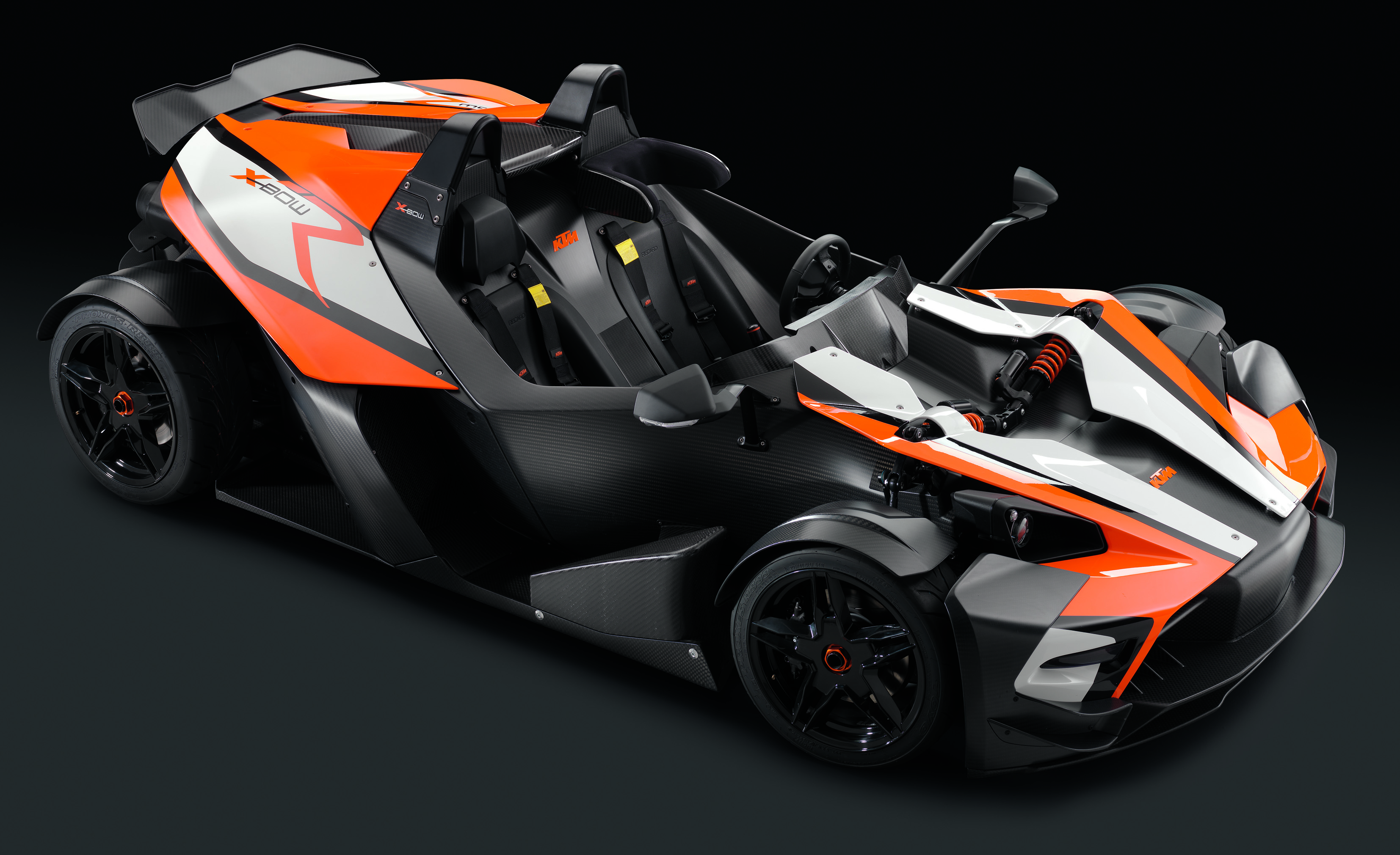 KTM X-BOW R vista laterale