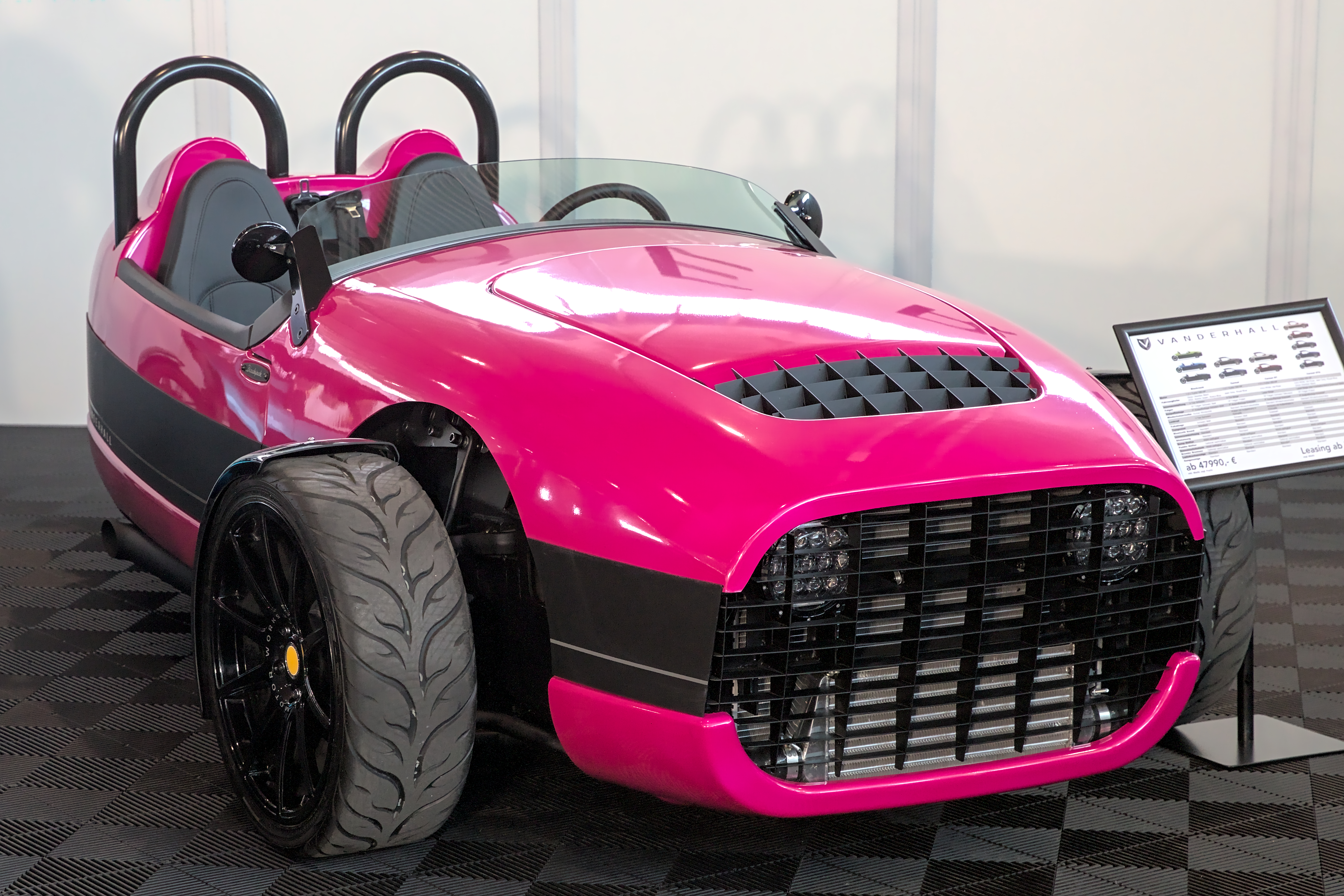 Vanderhall Carmel vista anteriore