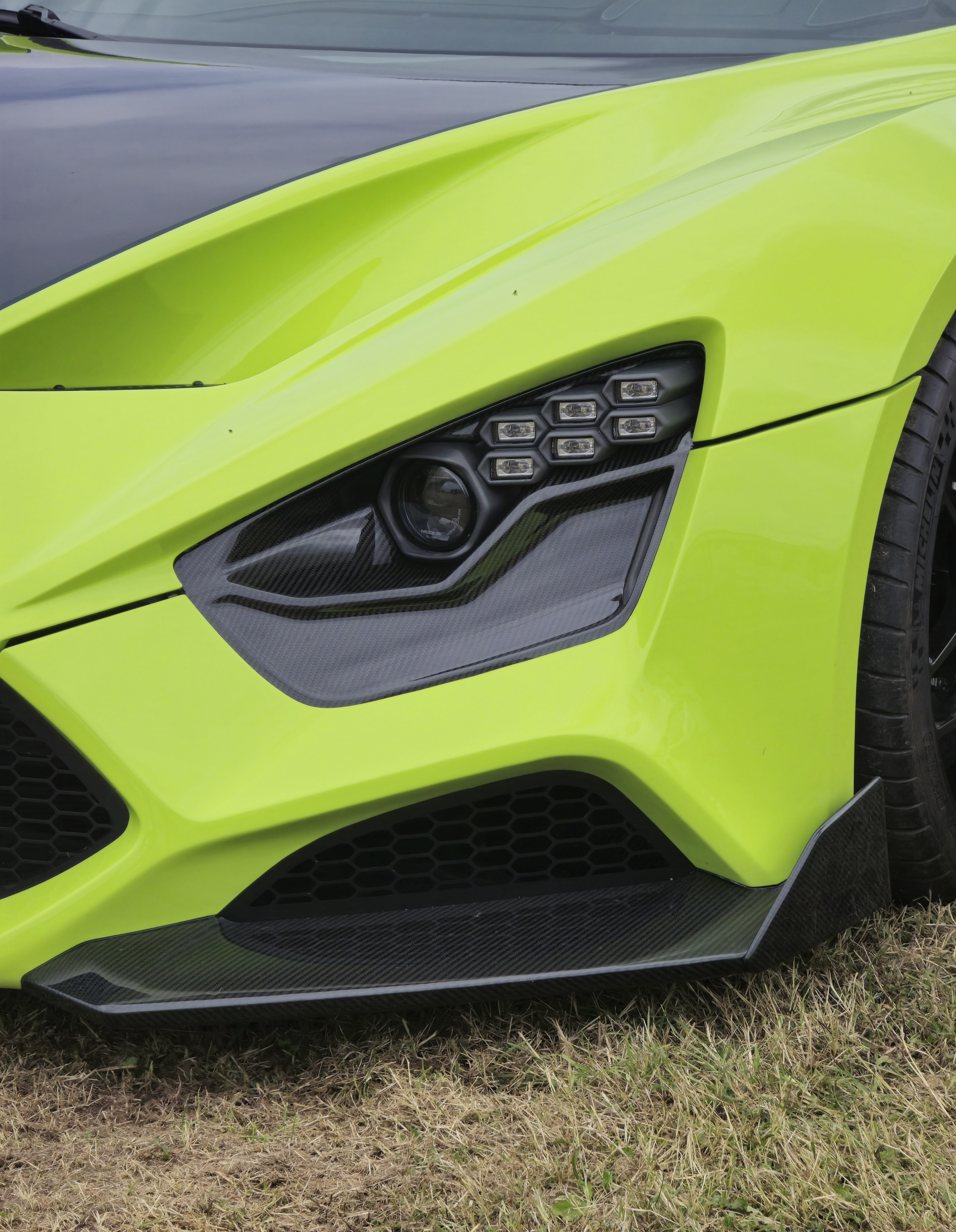 Zenvo TS1 GT vista anteriormente